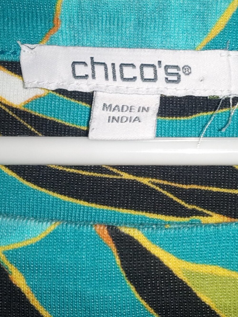 Chico’s XL 100% Pima Cotton Teal Tropical Floral Short Sleeve Top - Picture 2 of 8